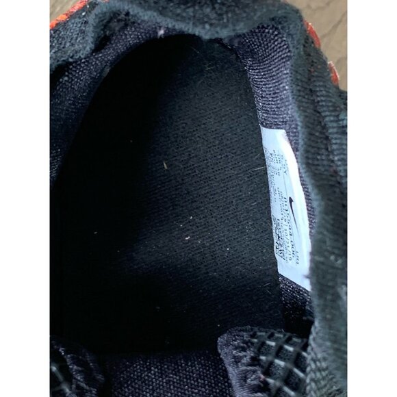 Nike Boys Lebron Size 5.5 - 17 Sneaker Athletic Black Red Pull Tab Logo Lace Up - Picture 3 of 10